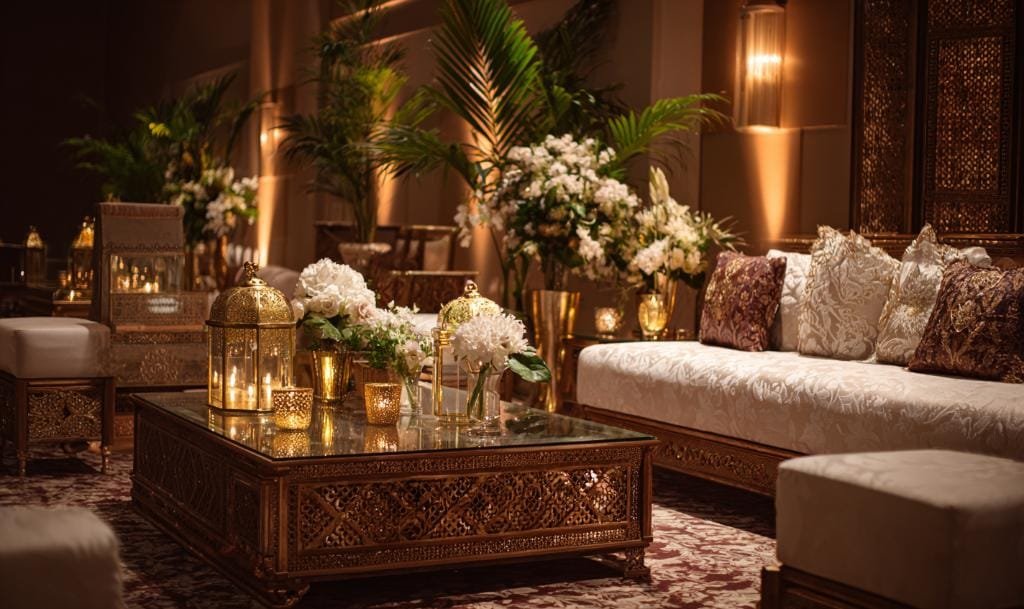 Ideal engagement party gift ideas